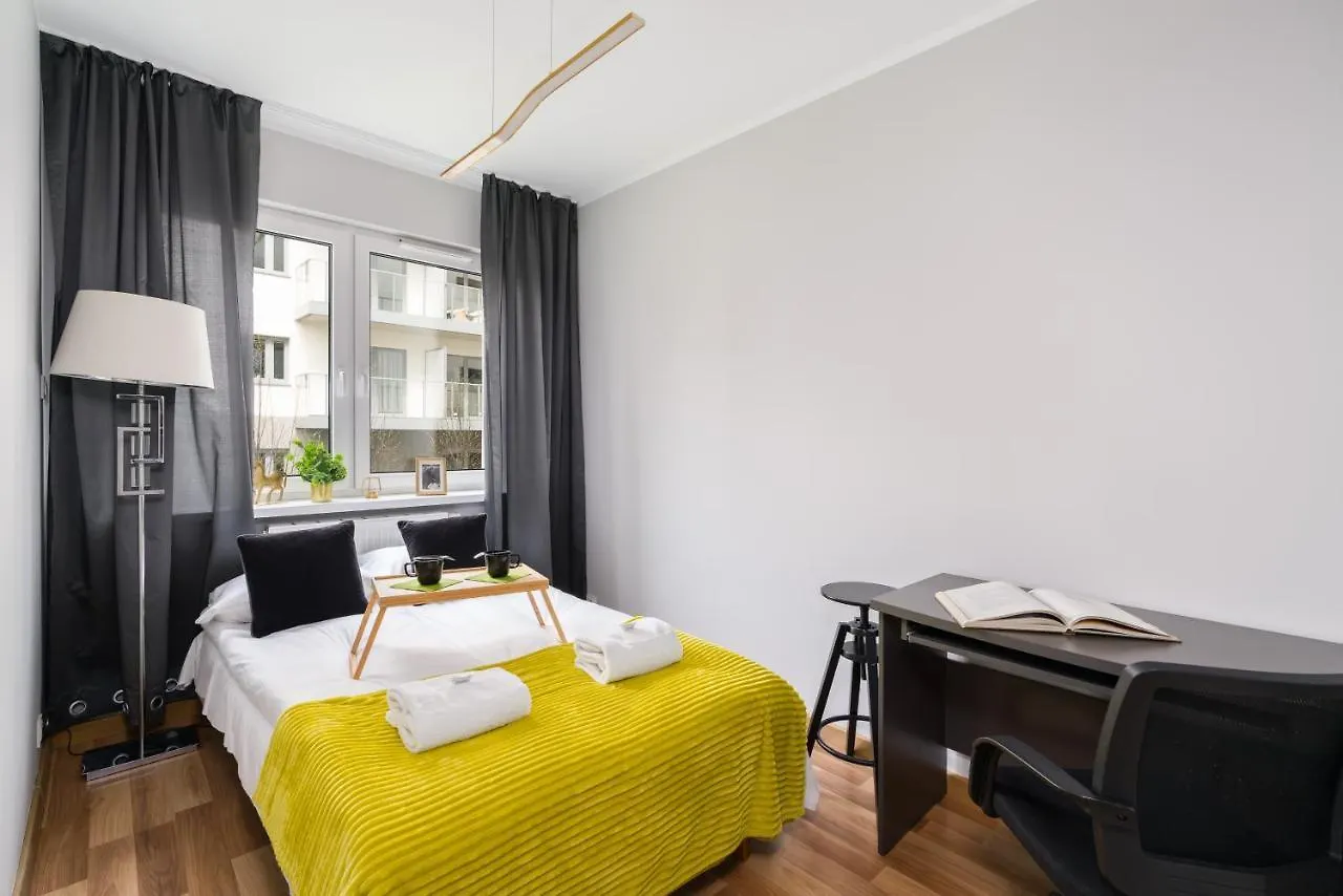 Apartment Różana Poznań by Renters