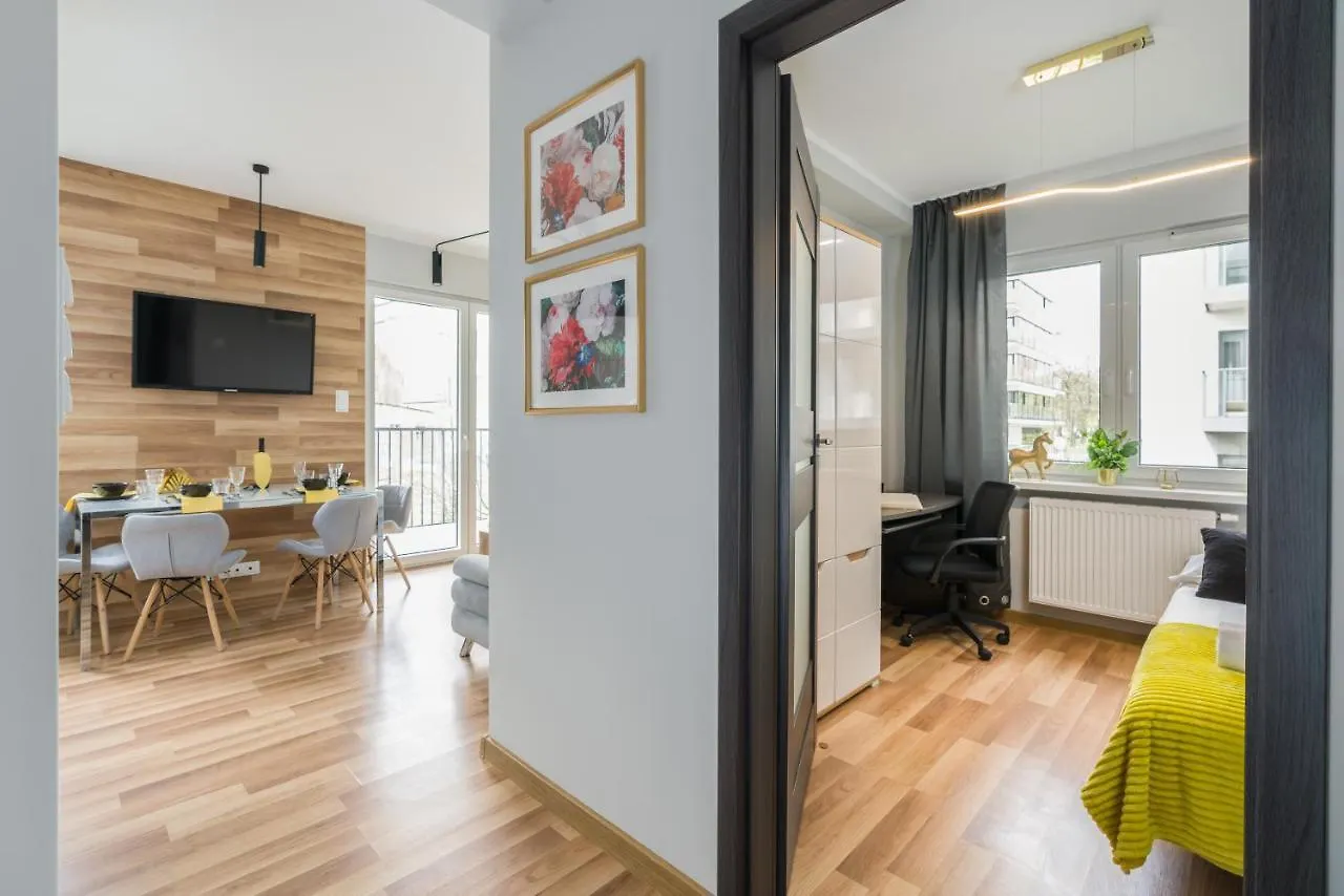 Apartment Różana Poznań by Renters