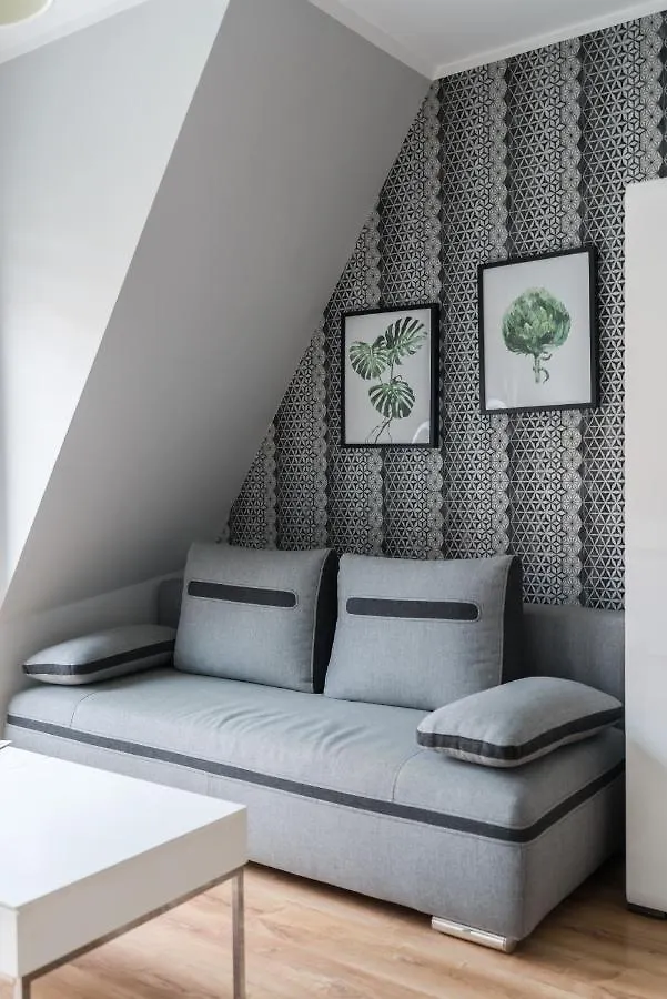 Apartment Różana Poznań by Renters